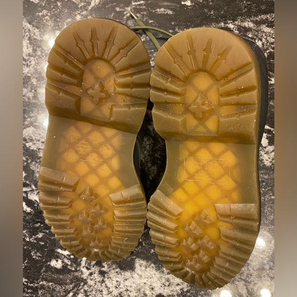 Dr. Martens Luana 7 Eyelet Lace Up Black Boots Women’s Size 6 UK 4 Leather - Picture 8 of 16